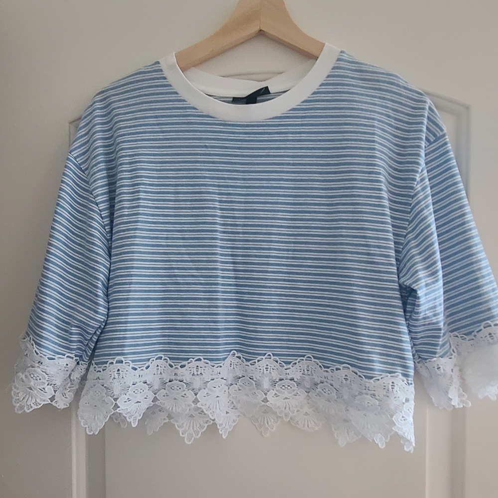 NWT - Topshop striped crop top with lace hem